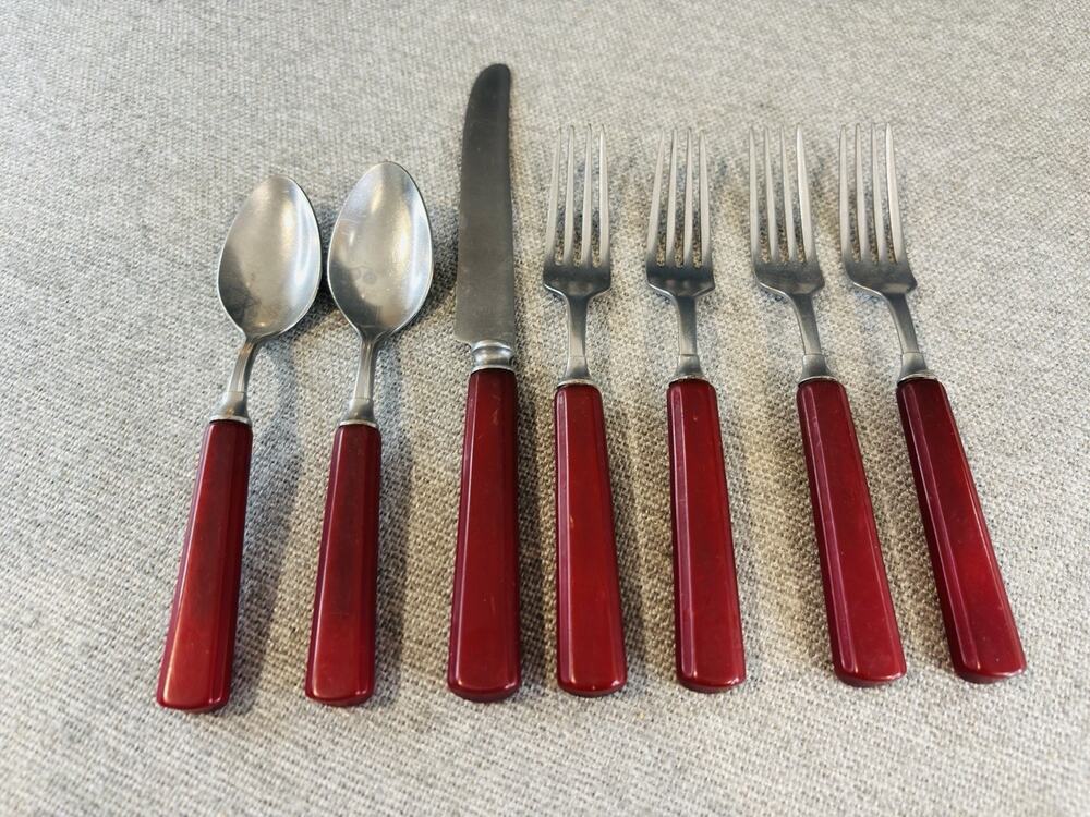 Vintage Cherry Red Bakelite Flatware 7 Pc Forks Spoons Universal Stainless Knife